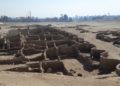 Encuentran bajo la arena a la ciudad perdida de Luxor, en Egipto