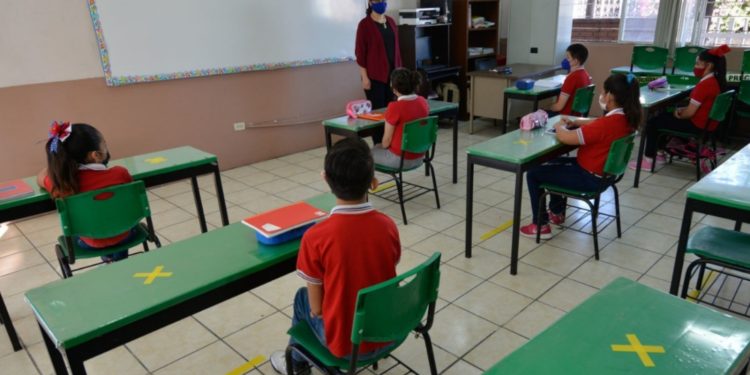 López Obrador estima volver a clases presenciales en el mes de junio