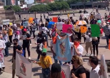 Protestan en Monterrey por el asesinato del perro Rodolfo