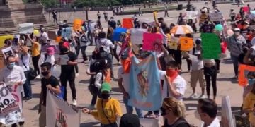 Protestan en Monterrey por el asesinato del perro Rodolfo