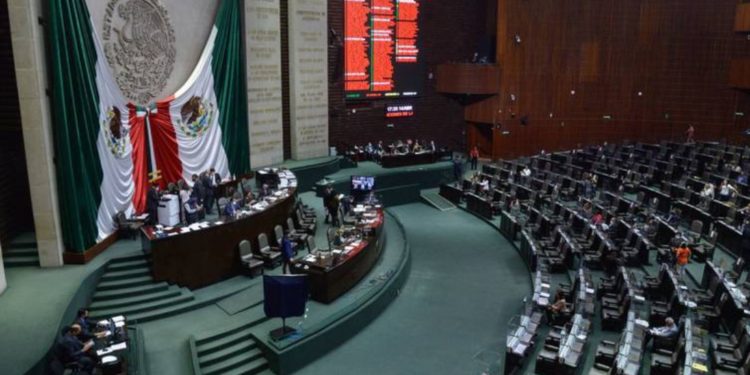 Diputados aprueban Ley de Menstruación Digna