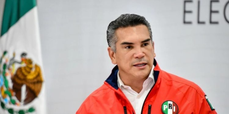 Motiva Alejandro Moreno debate sobre futuro del PRI