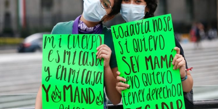 Jueces no podrán interponer pena por aborto en Edomex, según CODHEM