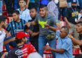 Dan de alta a 7 personas heridas durante riña en estadio de Querétaro