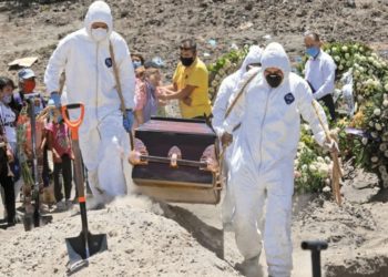 PRI condena a Salud por ‘mentir’ en muertes por covid