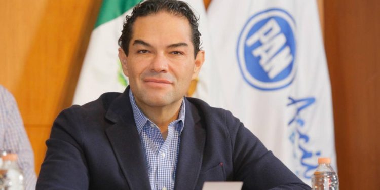 Propone Enrique Vargas agenda para defender economía familiar