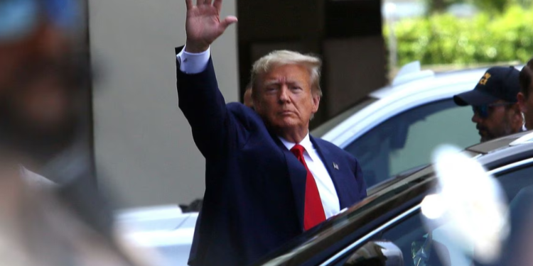 Donald Trump se declara inocente ante cargos del Departamento de Justicia