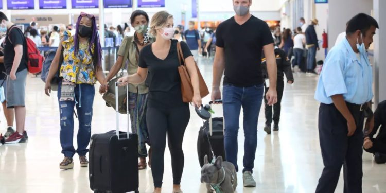 Estados Unidos actualiza alerta de viaje por delincuencia en México