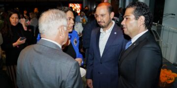 Asiste Enrique Vargas a inauguración de ‘Foro América Libre, Unidos por la Democracia’