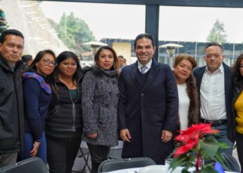 Se debe trabajar en equipo para el bienestar de las familias: Enrique Vargas