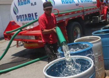 Guía para solicitar pipas de agua ante la escasez en la CDMX y el Edomex