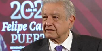AMLO sugiere revisar cambios laborales después del proceso electoral
