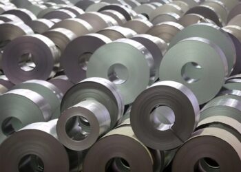 El Gobierno de México busca eliminar aranceles que afectan al acero, aluminio y vehículos en el T-MEC.