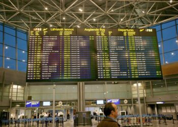 Las aerolíneas han visto descensos en Bolsa debido a conflictos en Irán y el aumento del petróleo. ¿Qué implicaciones tiene?