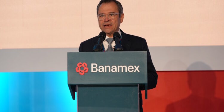El director de Banamex, Manuel Romo, prevé un 2026 clave para las oportunidades en México y su competitividad.