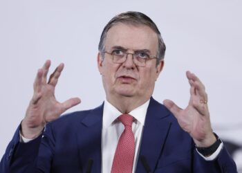 Ebrard invita a empresarios mexicanos a participar en contactos comerciales para fortalecer la inversión en Canadá.