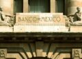 La decisión del Banco de México refleja una preocupación por la inflación que sigue por encima de lo esperado.