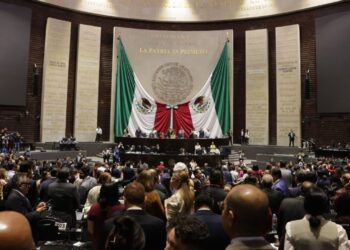 Diputados aprueban reducción de jornada laboral a 40 horas