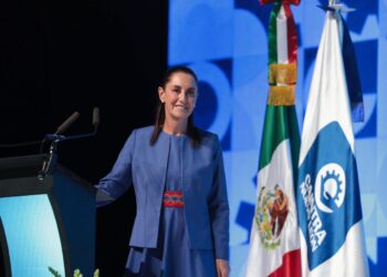Claudia Sheinbaum afirma que México avanza con confianza en la revisión del T-MEC, generando certidumbre económica.