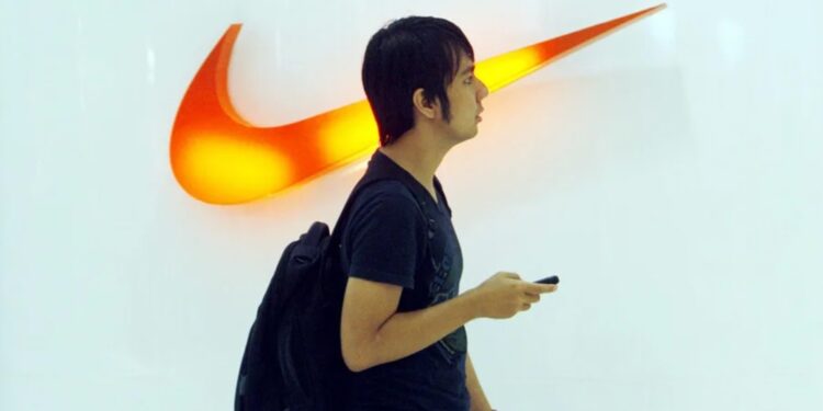 Nike ha tomado la difícil decisión de despedir a una parte considerable de su plantilla, afectando especialmente a tecnología.