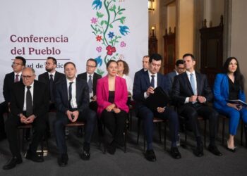 El Gobierno de México facilita importantes inversiones de farmacéuticas, superando los 21 mil mdp en el sector salud.