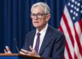 Jerome Powell pone fin a una etapa de ocho años en la Reserva Federal, marcada por retos significativos como el COVID-19.