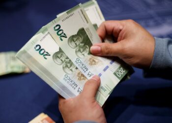 Las cifras del Inegi revelan una mejora en la pobreza laboral mexicana, brindando datos clave para entender la economía actual.