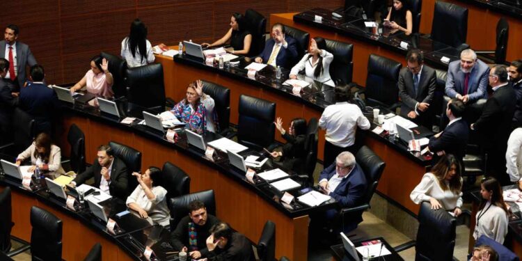 El Senado mexicano comienza la discusión sobre el Paquete Fiscal 2027, tras su aprobación en la Cámara de Diputados.