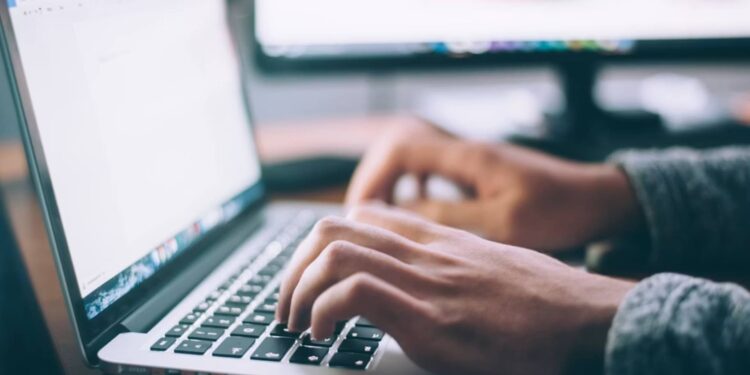 La situación laboral en México se agrava con la llegada del T-MEC, afectando especialmente a mujeres y jóvenes.
